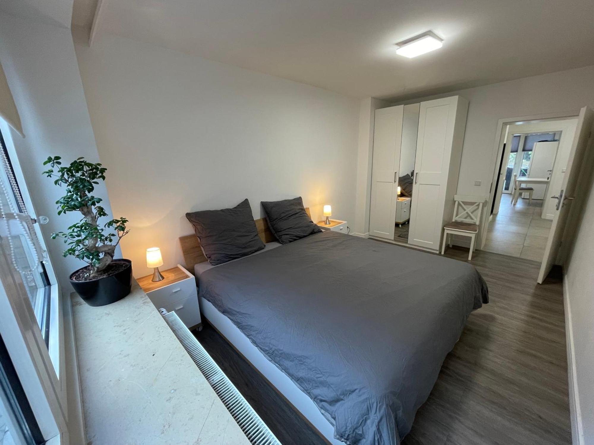 Cozy Apartment City Nightlife Düsseldorf Buitenkant foto